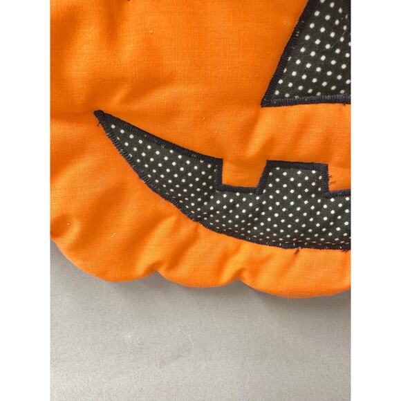 Vintage Halloween orange with polka dots Jack-o'-lantern quilted wall hanging - Picture 14 of 16